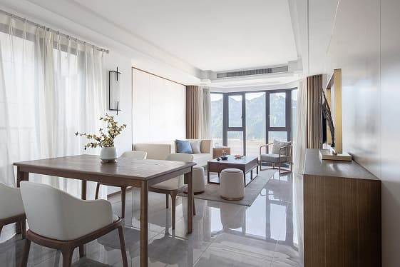 開放的なリビングダイニング